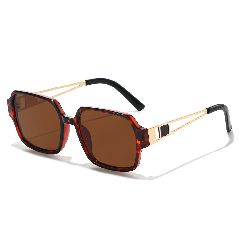 Chic Oversized Square Sunglasses with Decorative Accents Bowlift