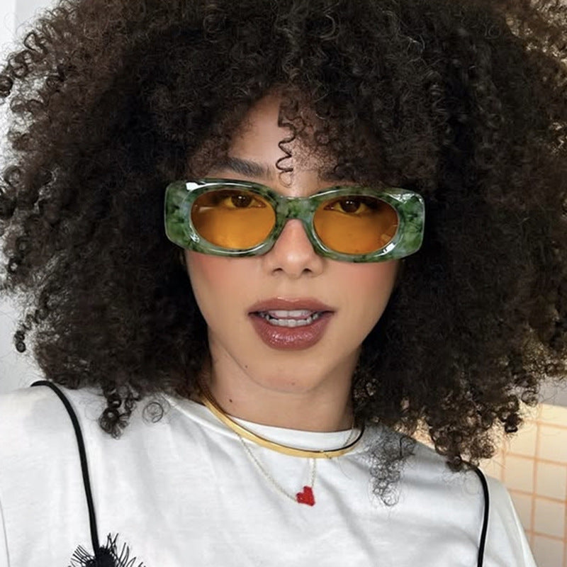 Women's trendy sunglasses in eye-catching retro design Bowlift