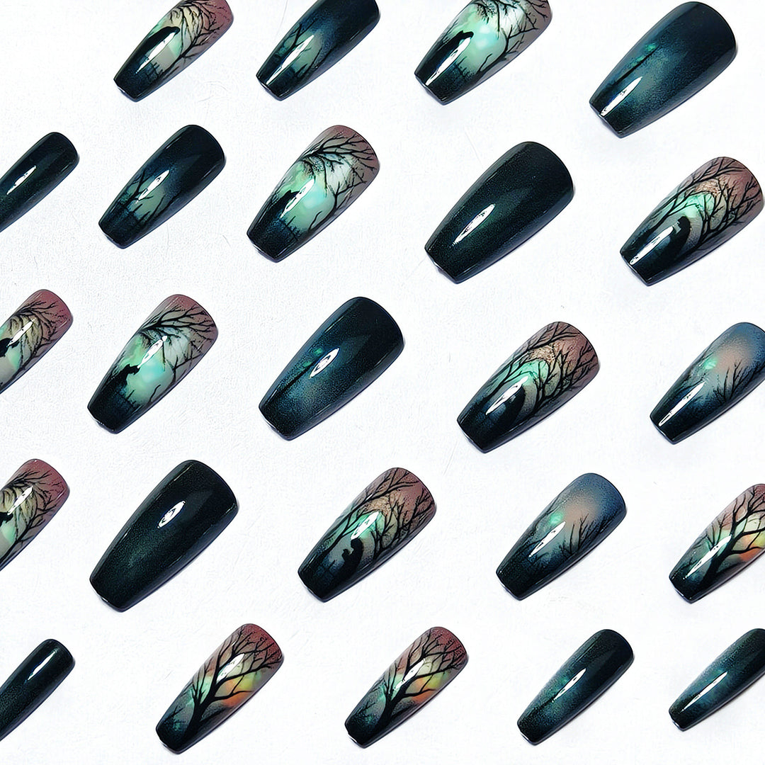 Artificial nails with mysterious forest design Bowlift