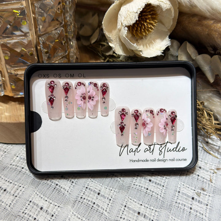 Floral-Themed Press-On Nail Set with Gemstone Accents Bowlift
