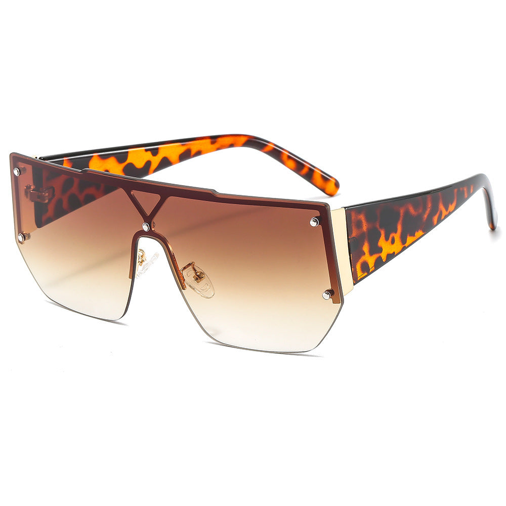Women's fashionable oversized sunglasses with a unique geometric frame Bowlift