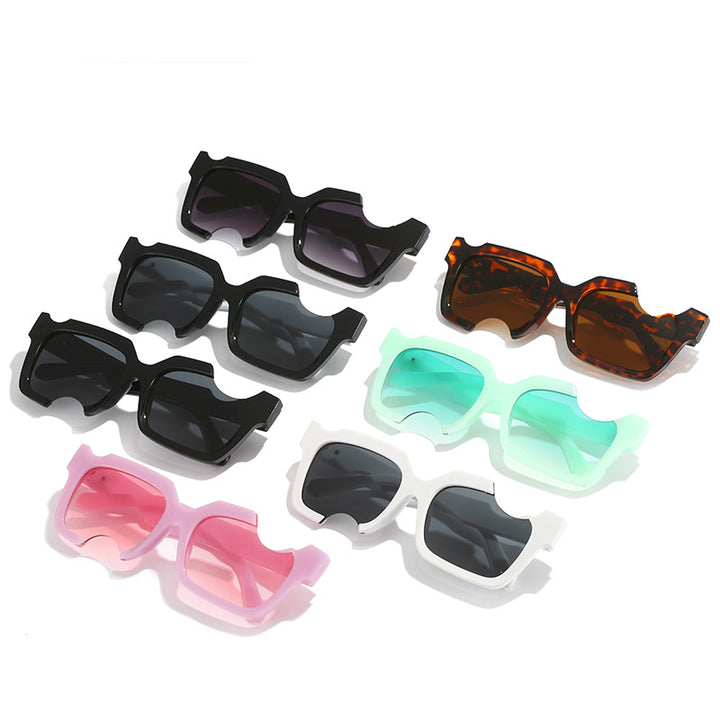 Women's modern, geometric sunglasses with exceptional frame Bowlift