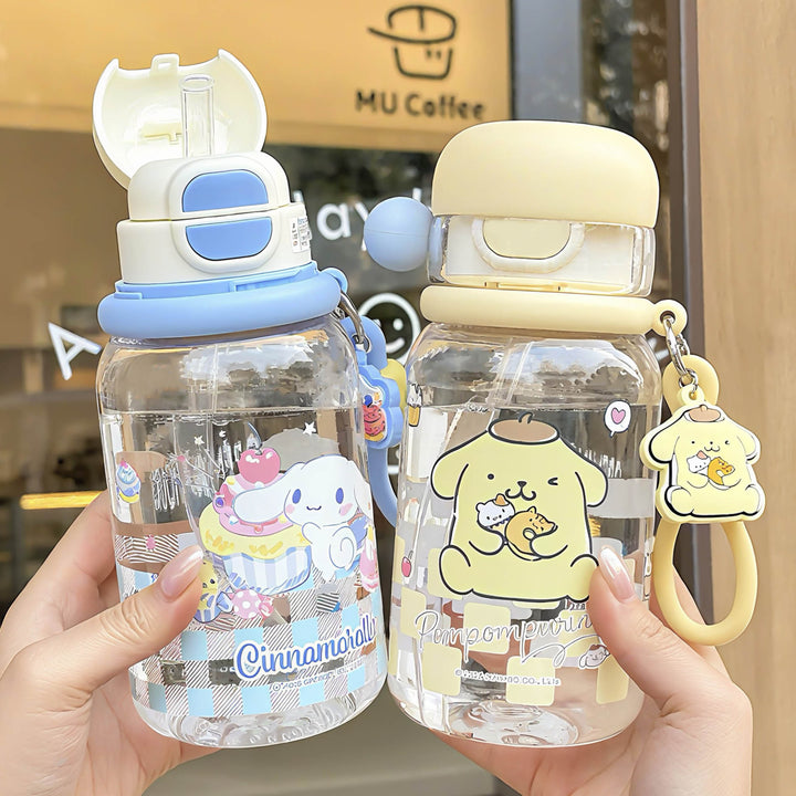 Ladies drinking bottle with practical silicone drinking straw and cute Bowlift motif