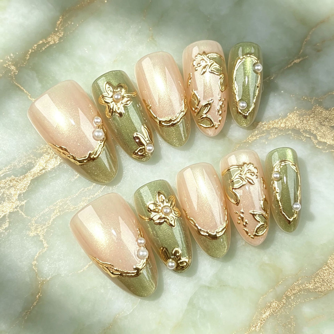 Artful Nail Tips Bowlift