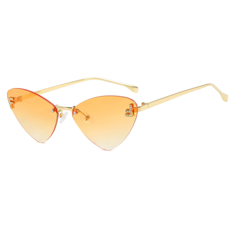 Women's extravagant Cat-Eye sunglasses with sparkling details Bowlift