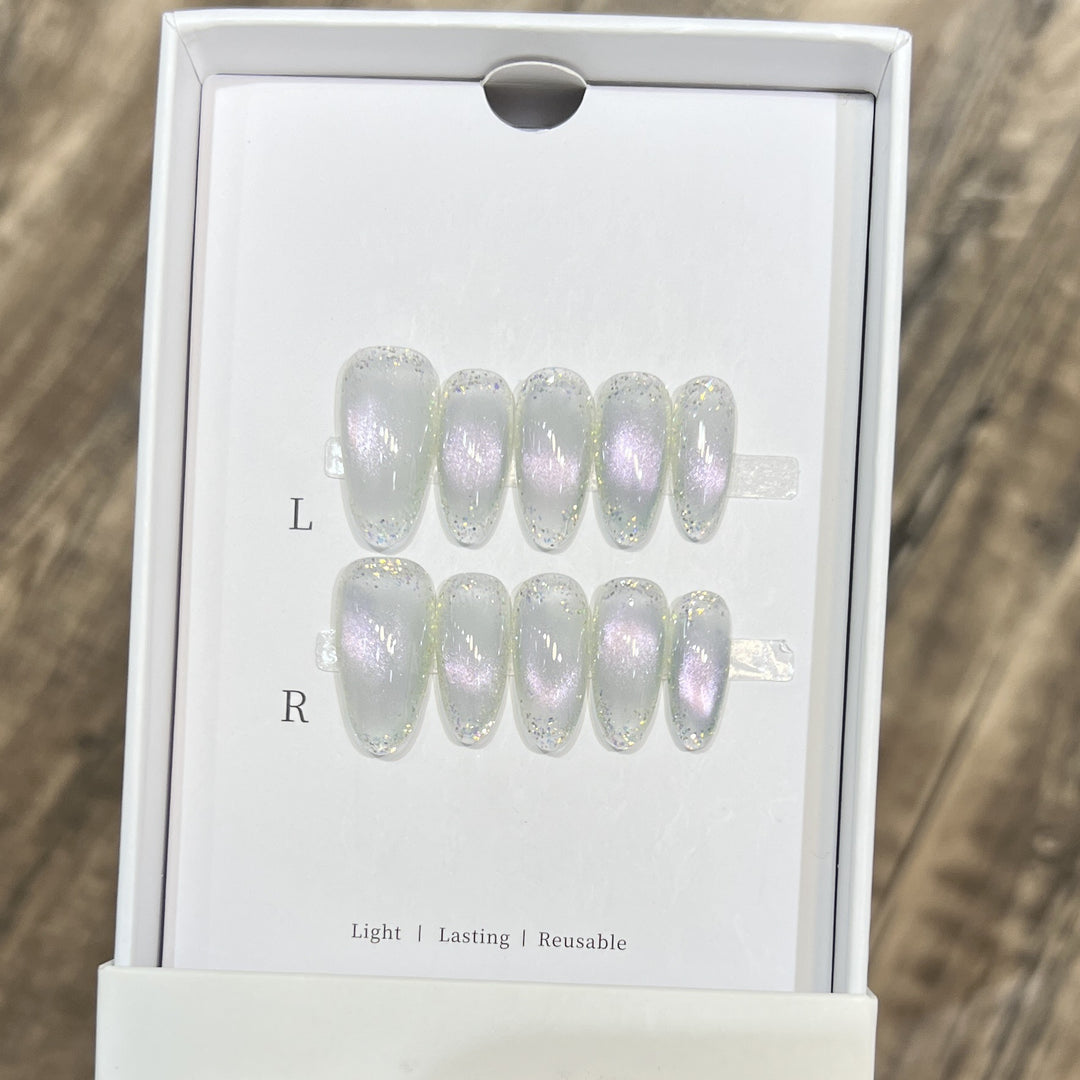 Handmade Press-On Nail Set with Iridescent Finish Bowlift