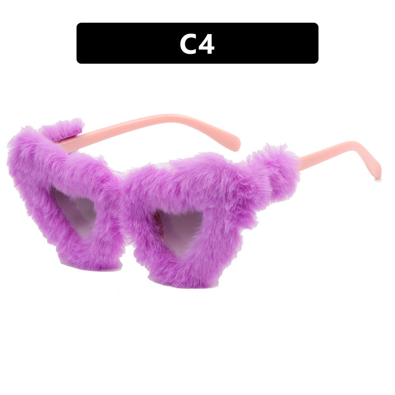 Women Paw Sunglasses with Luxurious Fur Trim Bowlift