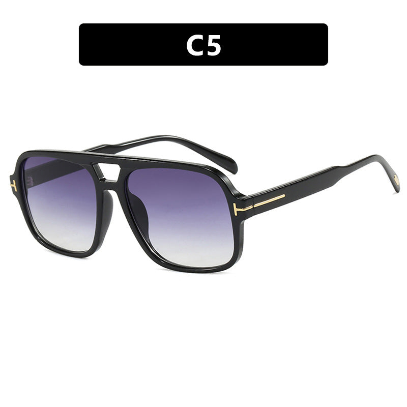 Women's Stylish Sunglasses in Distinctive Rectangular Format Bowlift