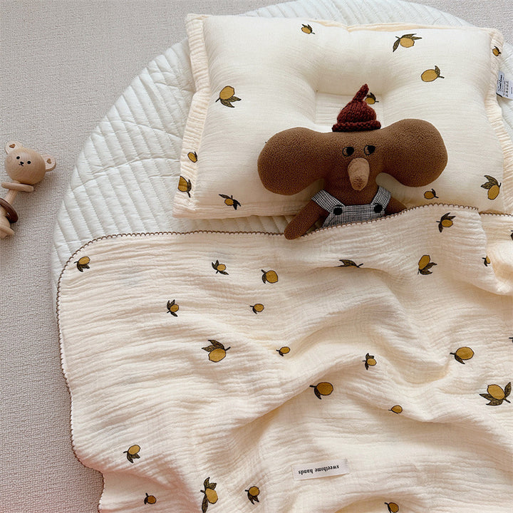 Unisex Cozy Muslin Blanket with Delicate Flower Pattern Bowlift