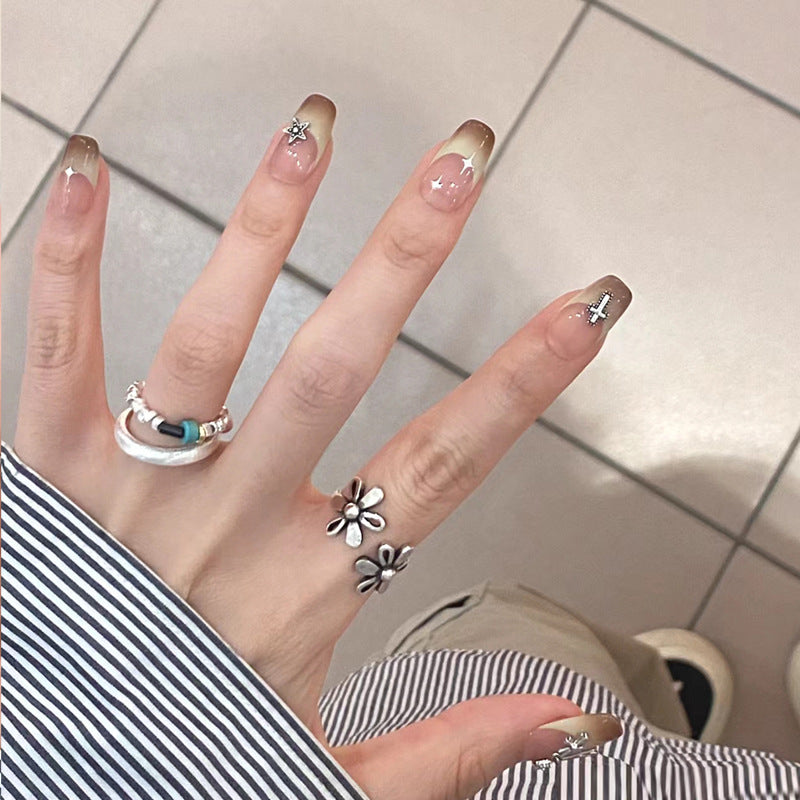 Ombre Press-On Nails with Glossy Finish Bowlift
