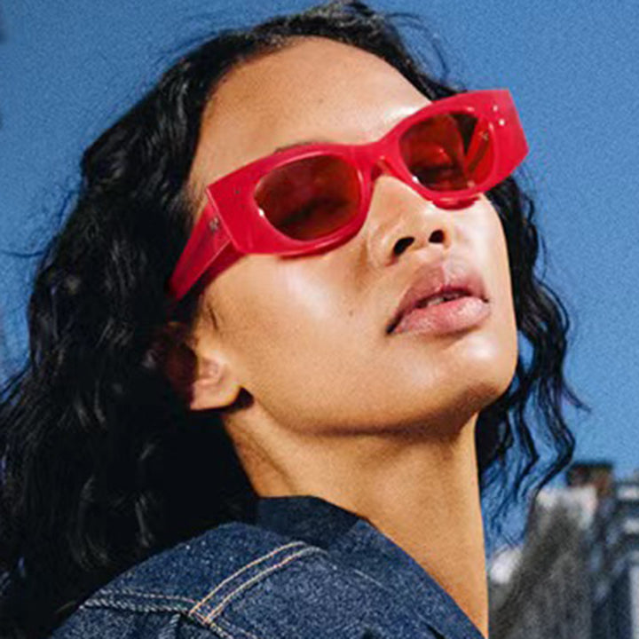 Women's trendy Cat-Eye sunglasses with elegant plastic frame Bowlift