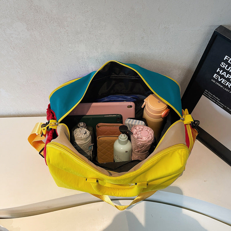 Sporty Travel Bag Bowlift