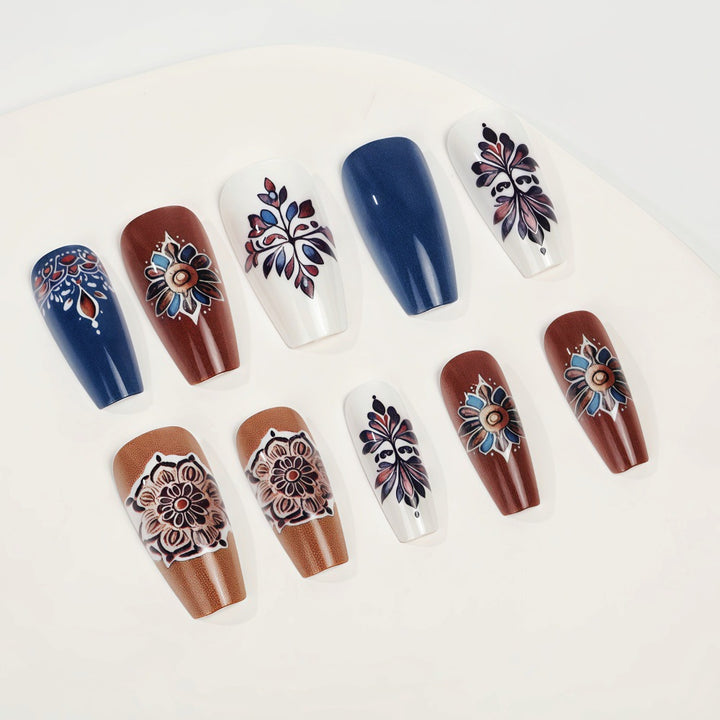 Artificial nails in elegant floral design Bowlift