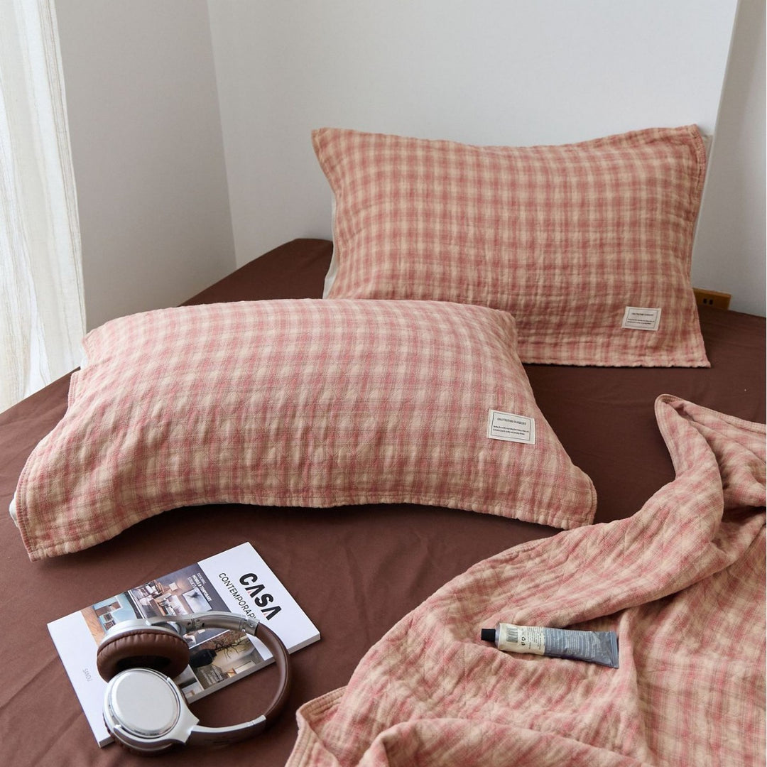 Women's cushion cover with stylish striped pattern Bowlift