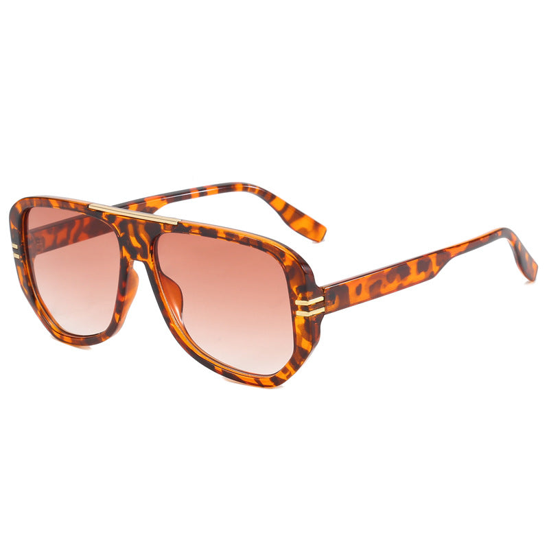 Ladies Oversized Sunglasses with Designer Frame Bowlift