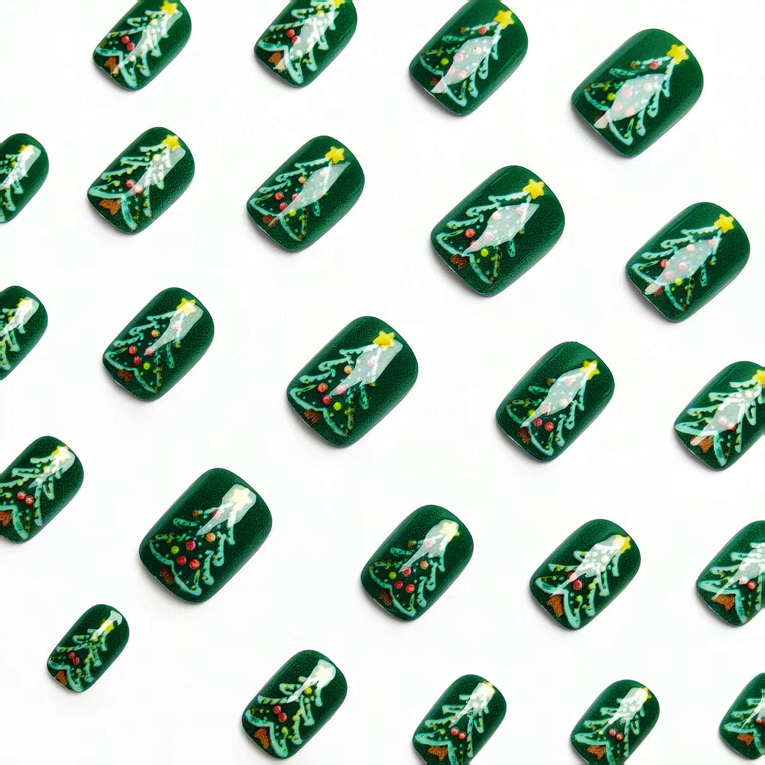 Festive Christmas Tree Nail Art Bowlift