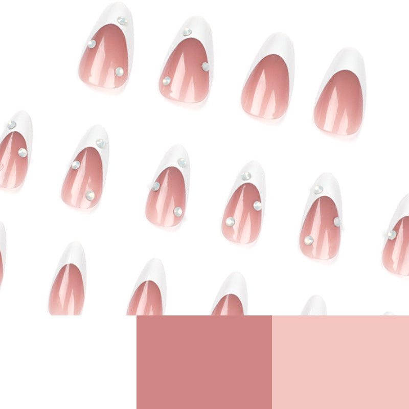 Elegant artificial nails with transparent design and pearlescent effects Bowlift