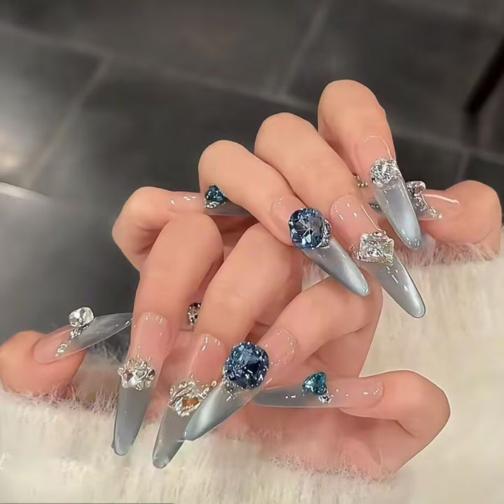 Elegant Floral Design Press-On Nail Extensions Bowlift