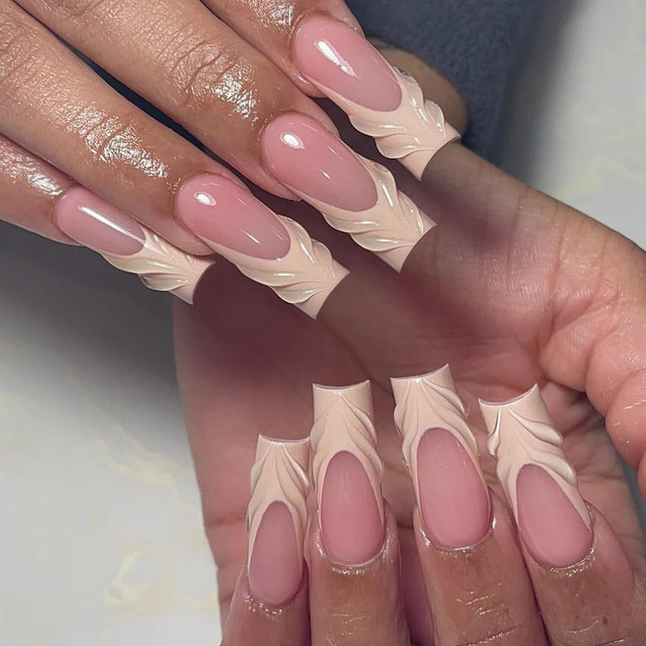 Artificial High-Quality Nail Extensions with Floral Design and Glossy Finish Bowlift
