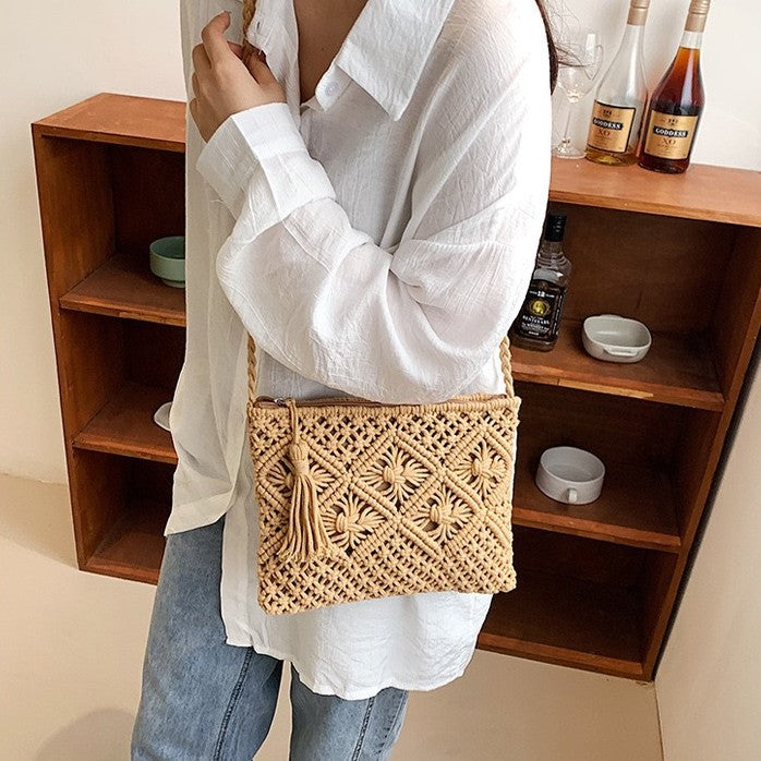 Macramé Shoulder Bag with Artistic Knot Design Bowlift