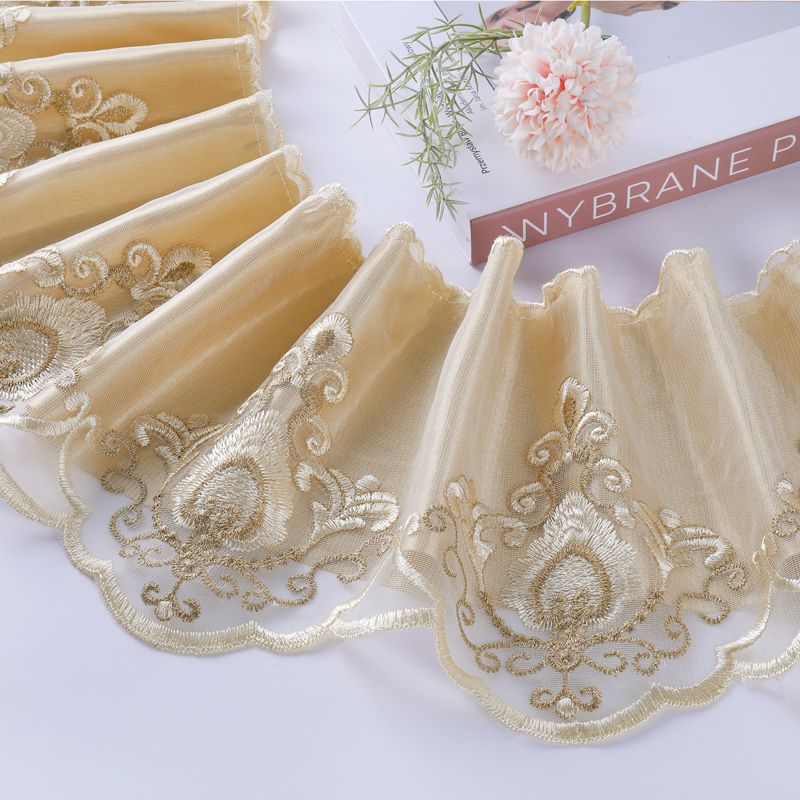 Elegant and Playful Curtain Trim Bowlift