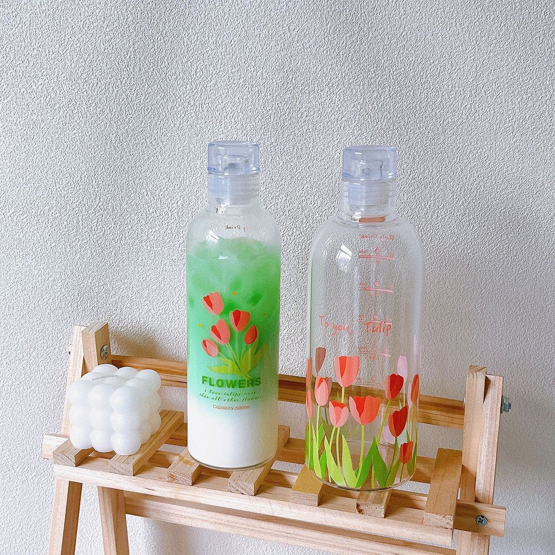 Women's water bottle with practical time marker Bowlift