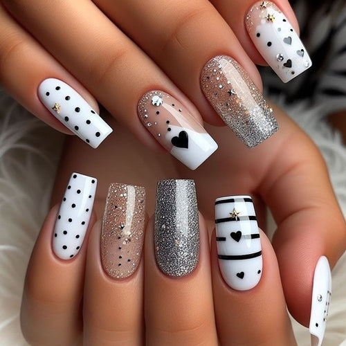 Rhinestone-Embellished Press-On Nail Set Bowlift
