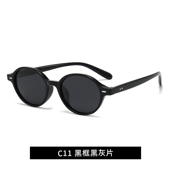 Ladies fashionable sunglasses in classic round design Bowlift