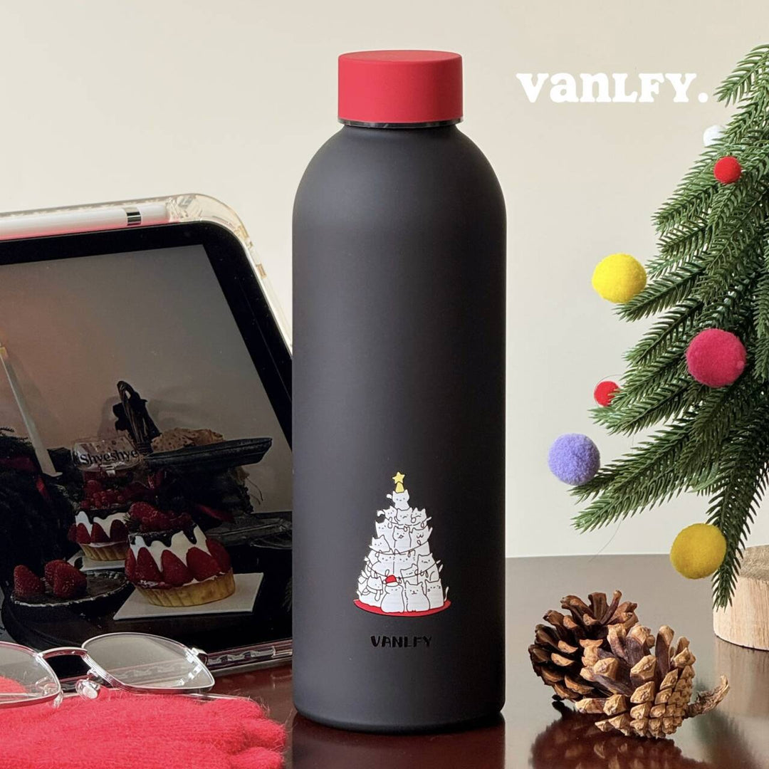 Ladies insulated drink bottle with cheerful Hello Kitty design Bowlift