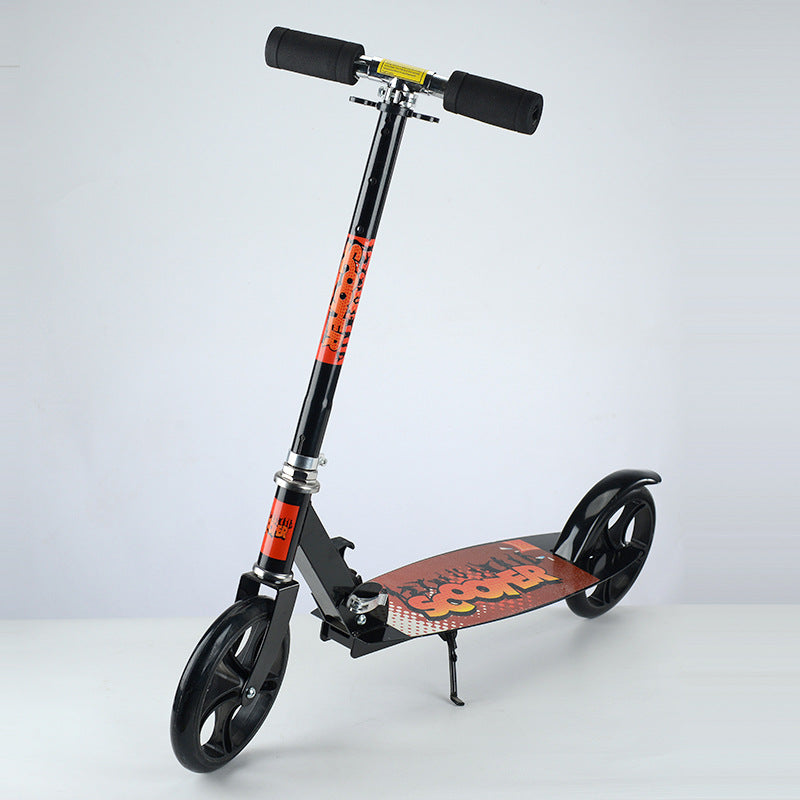 Smooth-Riding Folding Scooter Bowlift