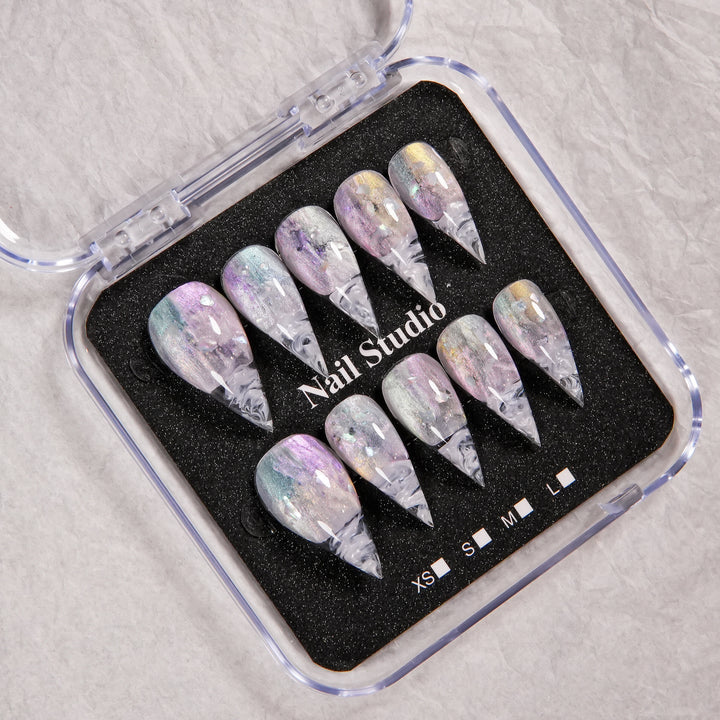 Glamorous Artistic Press-On Nail Tips