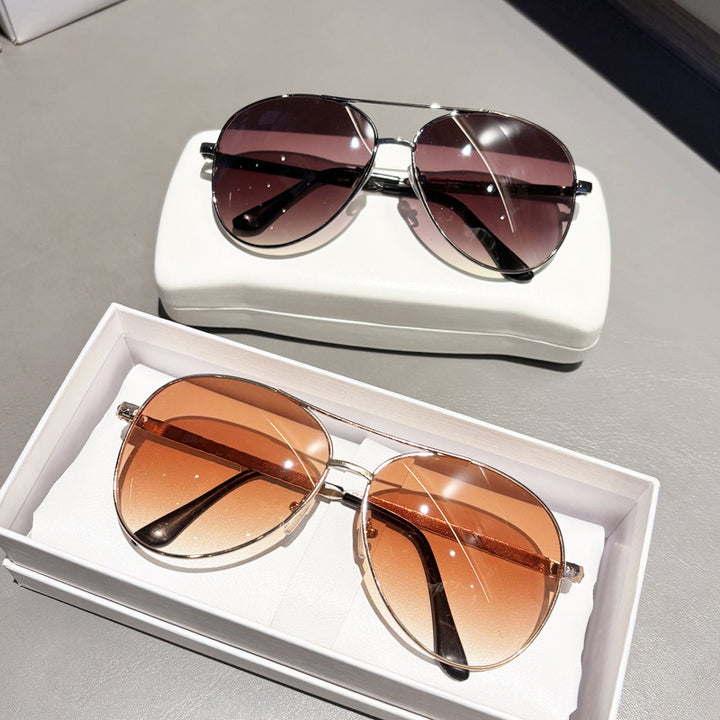 Aviator Style Sunglasses Bowlift