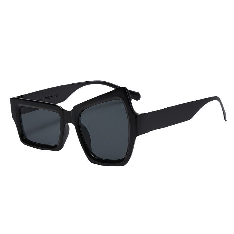 Sleek Oversized Square Sunglasses Bowlift