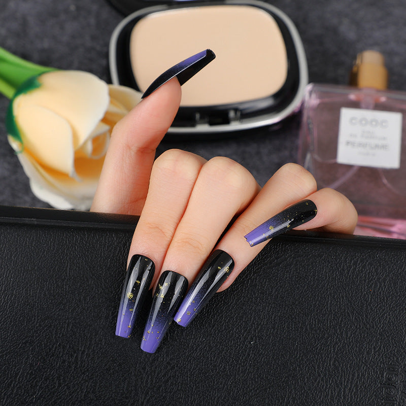 Elegant artificial nails with gold accents Bowlift