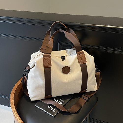 Sporty Duffel Bag With Multiple Compartments And Adjustable Shoulder Strap Bowlift