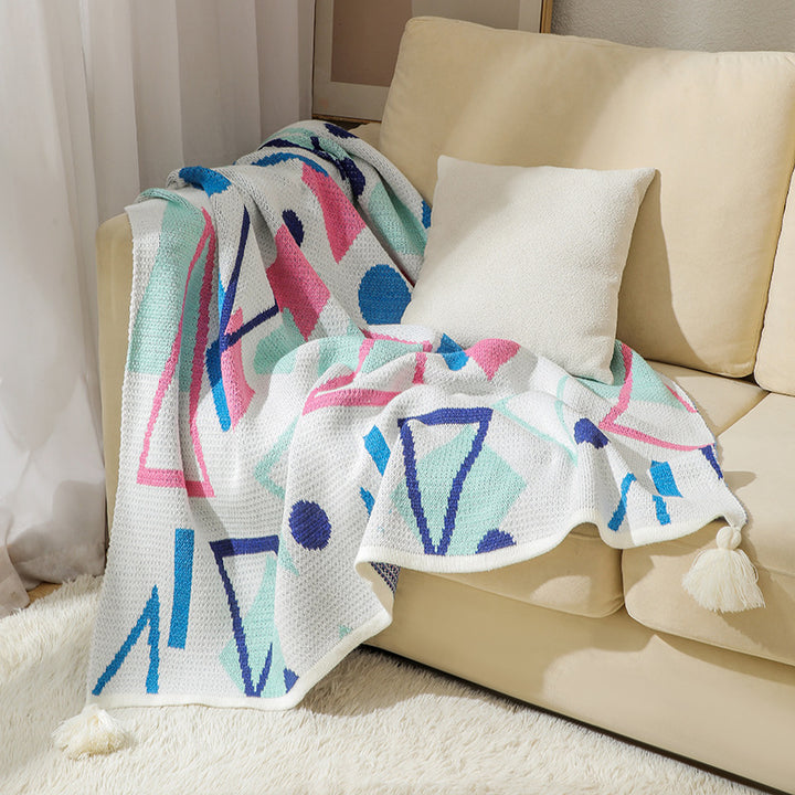 Geometric Patterned Throw Blanket