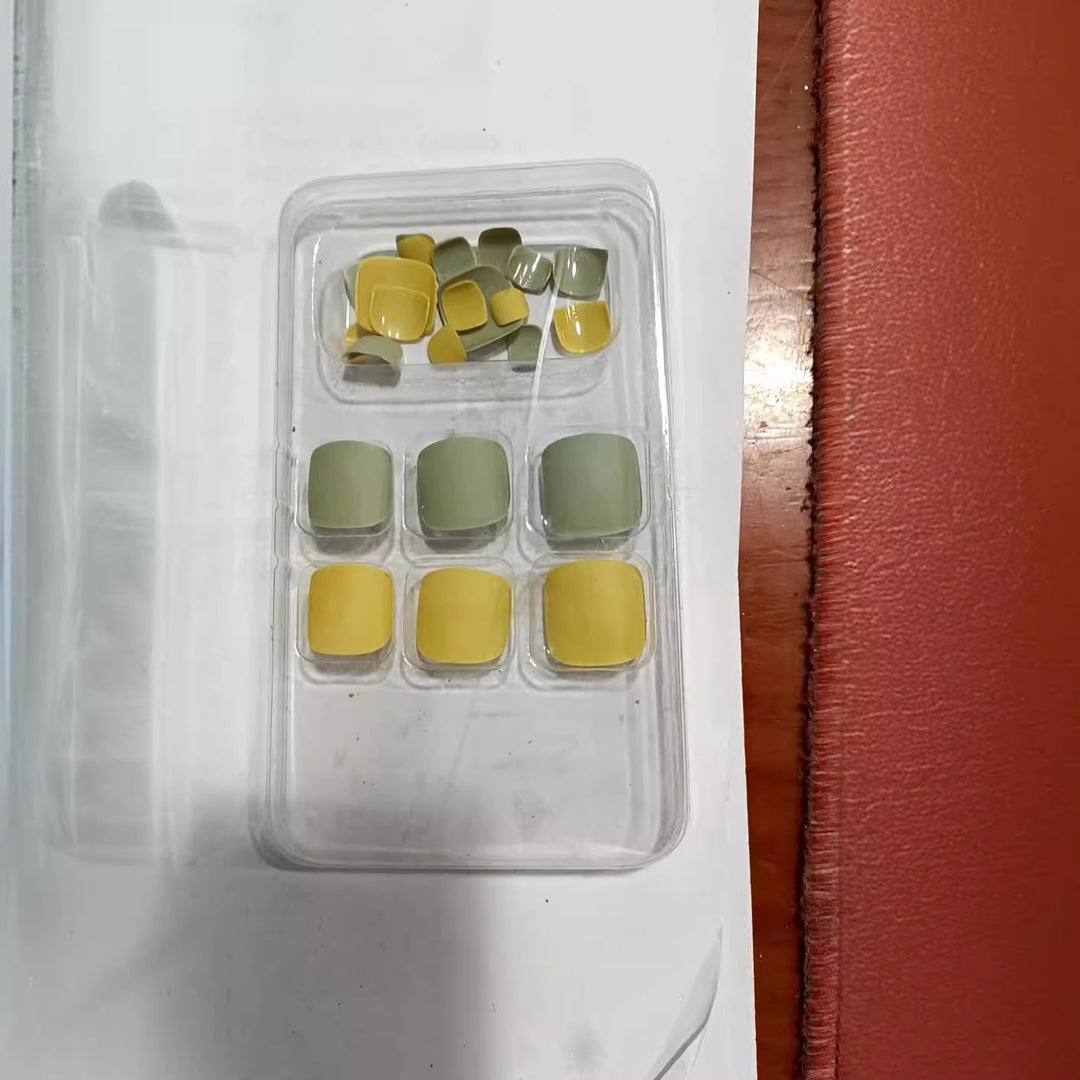 Matte Finish Press-On Nail Tips Set Bowlift