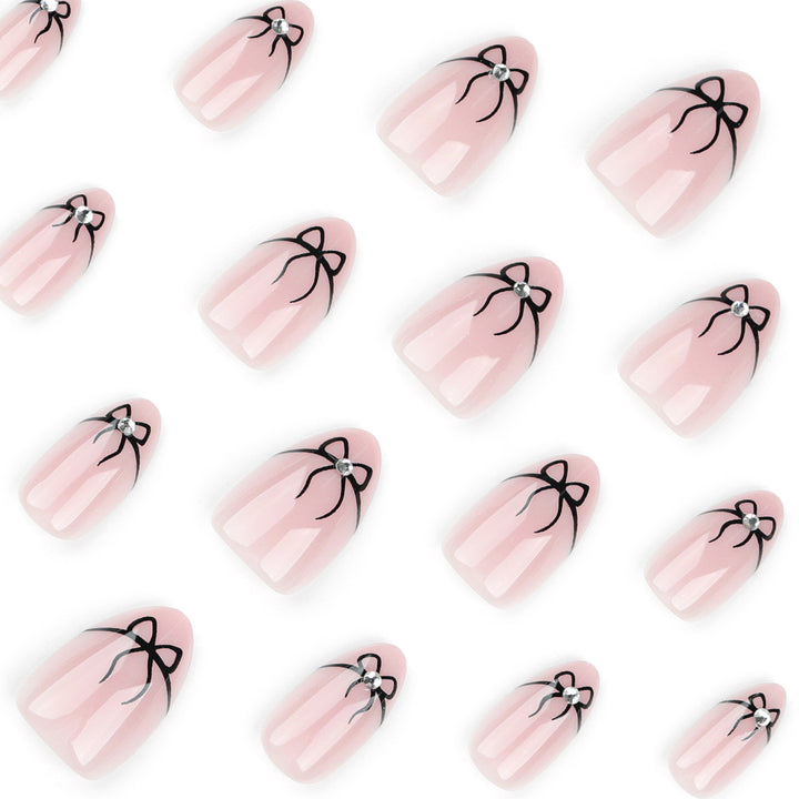Artful nail art with elegant bow designs Bowlift