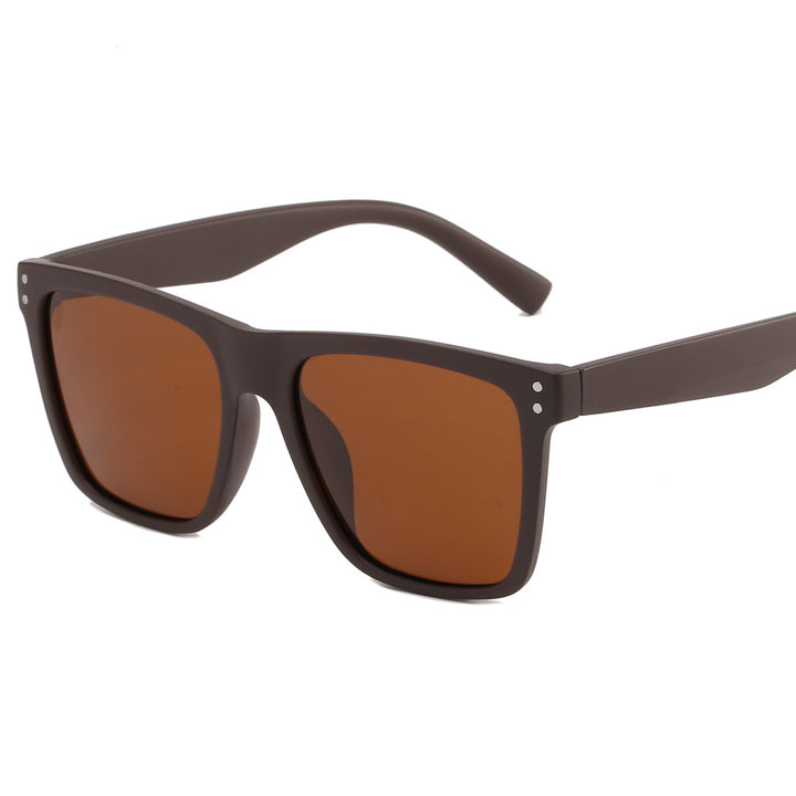 Ladies Fashion Sunglasses with Modern Matte Frame Bowlift