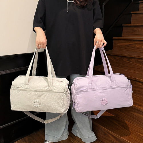 Multifunctional Sport and Travel Bag with Practical Inner Compartments Bowlift