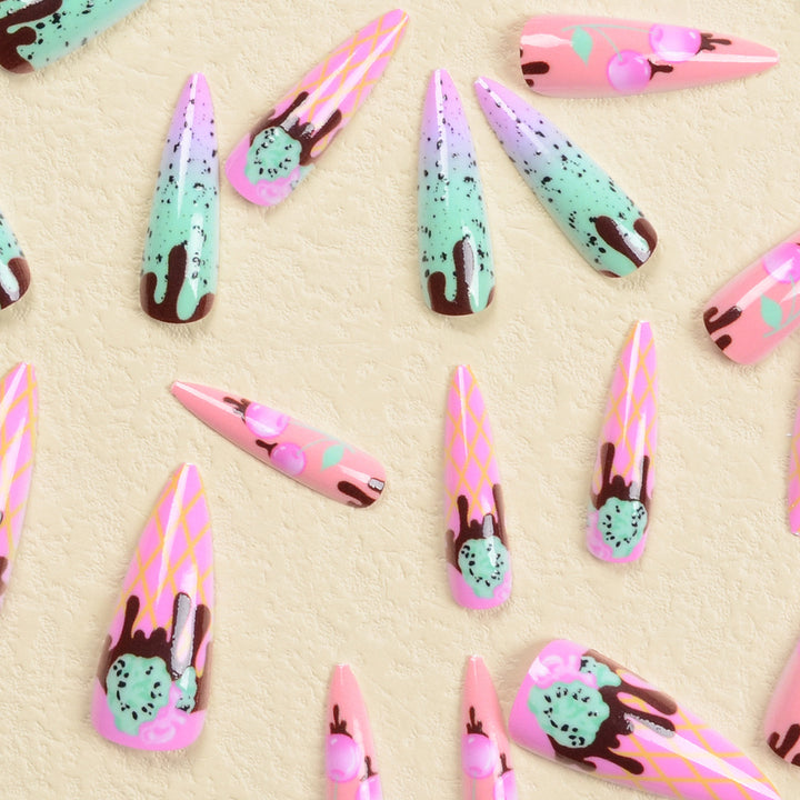 Nail art set with playful ice cream design Bowlift