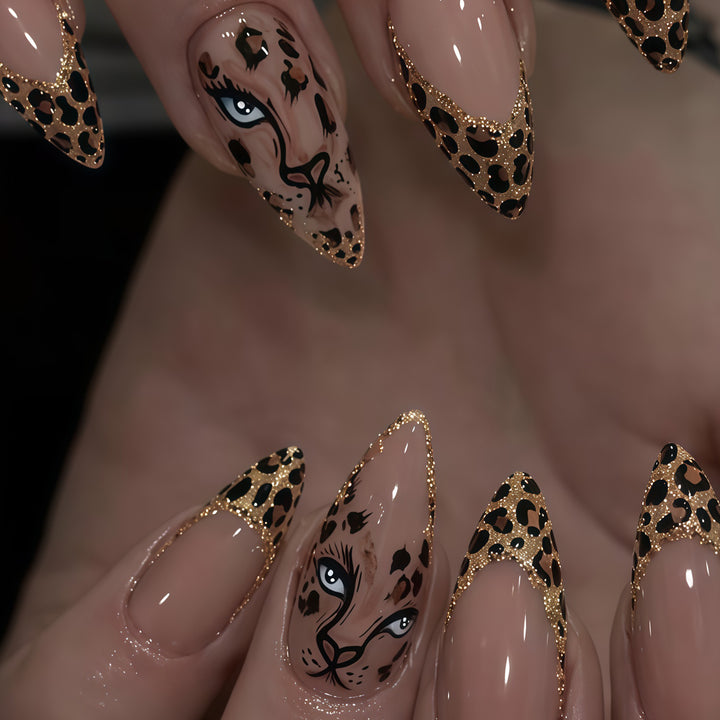 Creative Nail Art Set with Leopard Pattern and Glitter Bowlift