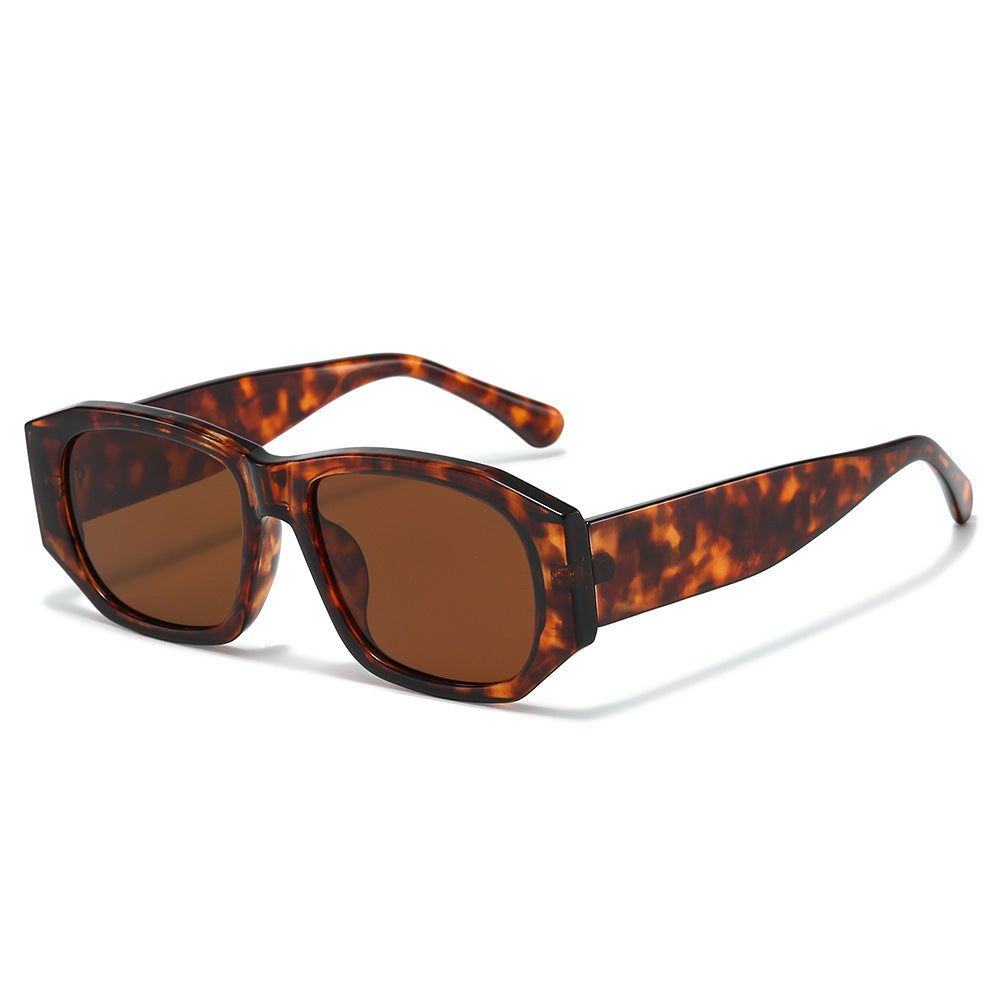 Oversized Geometric Sunglasses with Gradient Lenses Bowlift