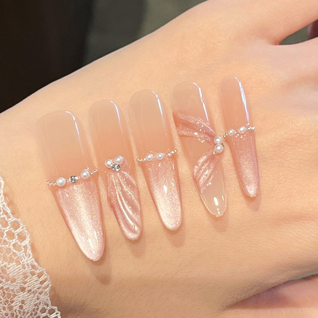 Elegant Floral Design Press-On Nail Extensions Bowlift