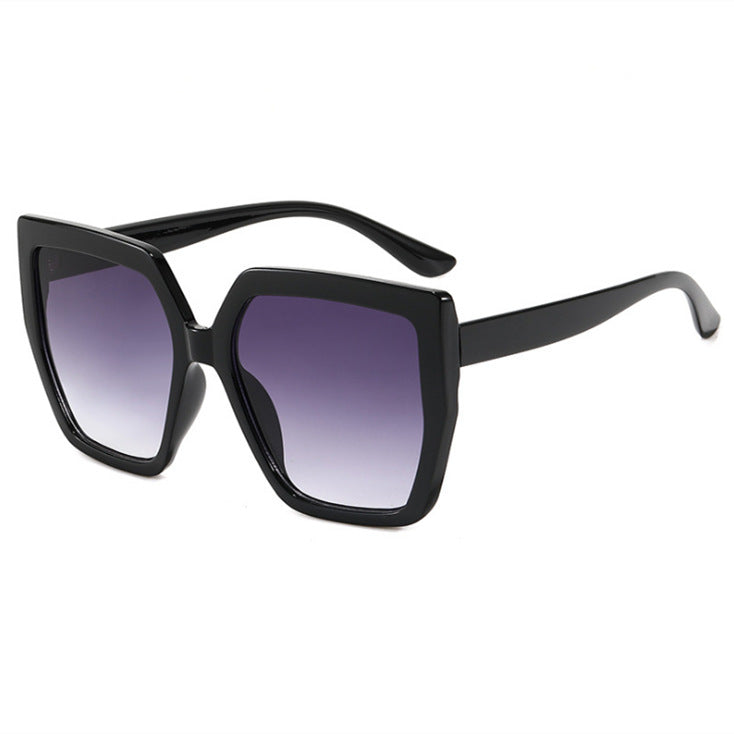 Ladies elegant oversized sunglasses with luxurious frame Bowlift
