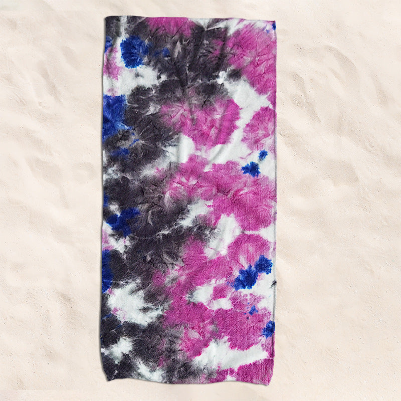 Beach towel with unusual batik design Bowlift