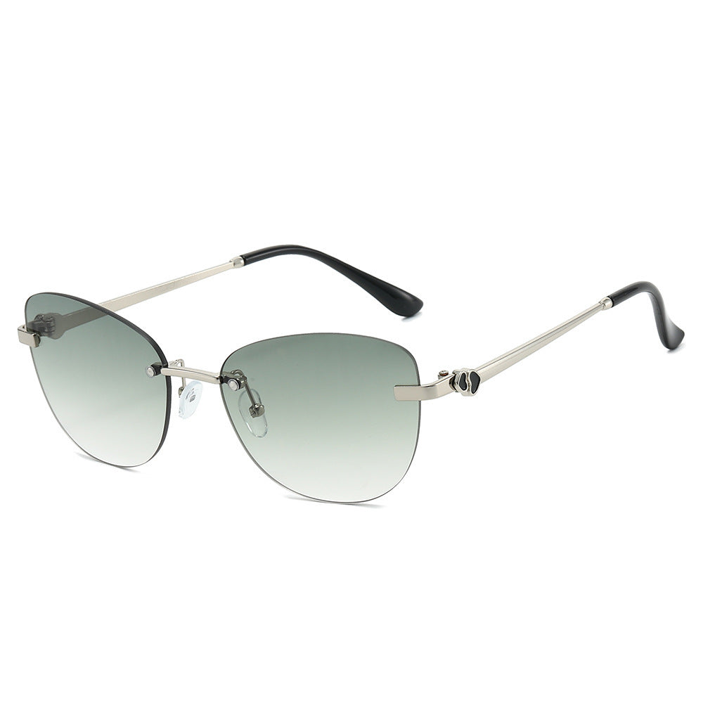 Elegant Cat-Eye Sunglasses Bowlift