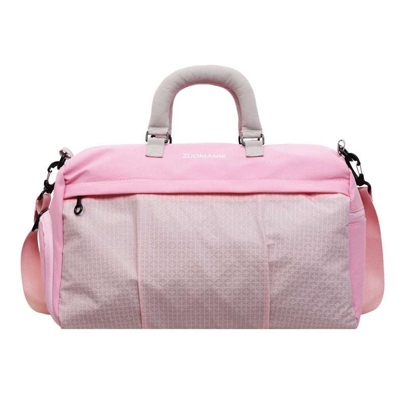 Sporty travel bag with padded carrying system and multiple compartments Bowlift