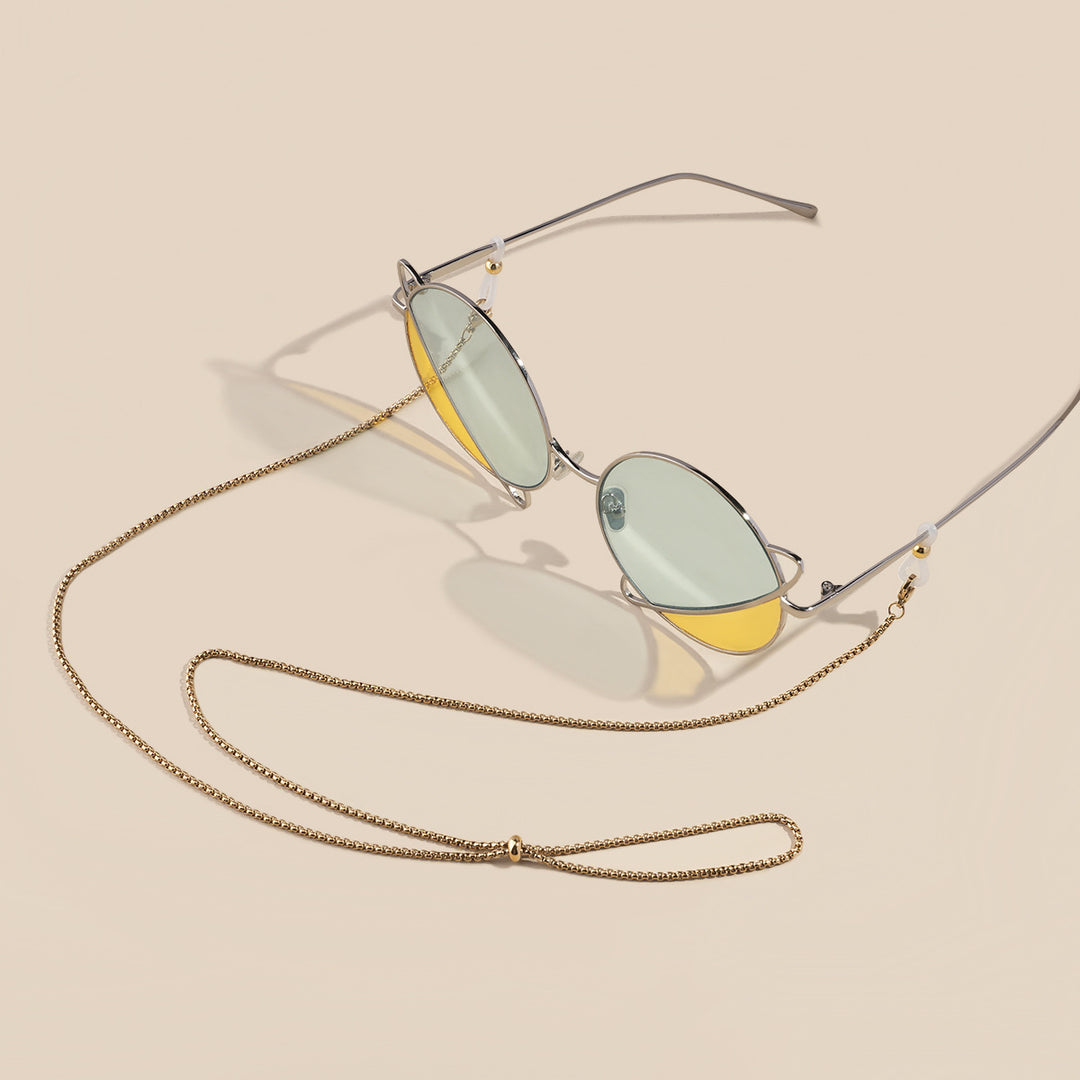 Sleek Chain Eyewear Holder Bowlift