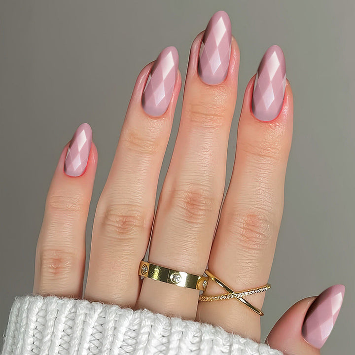 Diamond-Shaped Glossy Nail Extensions Bowlift